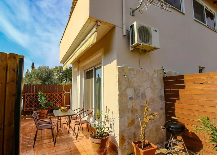 Aggeliki's Hideaway Casa de Férias *