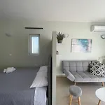 Aggeliki's Hideaway Case de vacanță